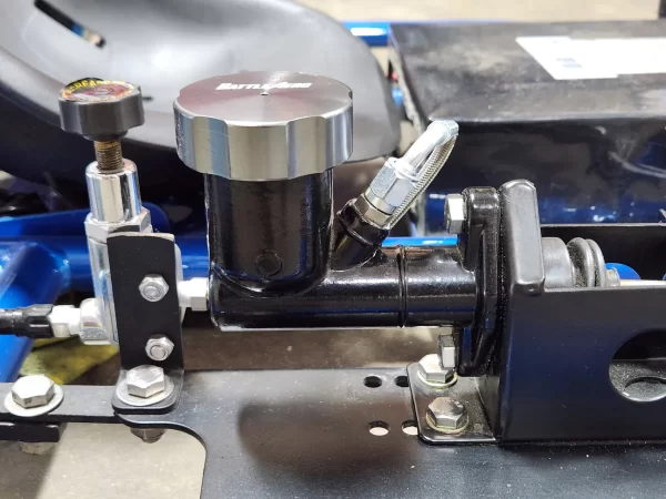 Master Cylinder with Reservoir - Image 5